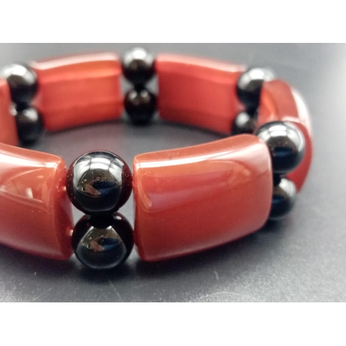 795 - Black onyx and carnelian bracelet stretchable band