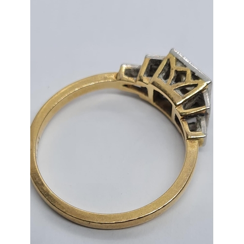 89 - 18K ANTIQUE YELLOW GOLD & PLATINUM SOLITAIRE  DIAMONDRING APPROX 0.15CT WEIGHT 2.9G SIZE J1/2