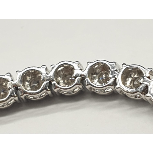 313 - AN 18K WHITE GOLD BRACELET SET WITH 3.20CT BRILLIANT DIAMONDS.
17.8gms  18cms