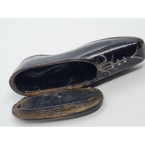 473 - Victorian Miniature Wooden Shoe Snuff Box.