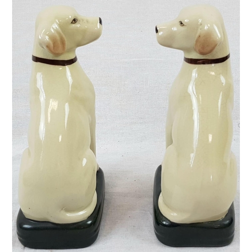 725 - Pair of Labradors by Artisan of Valencia.
20cm tall