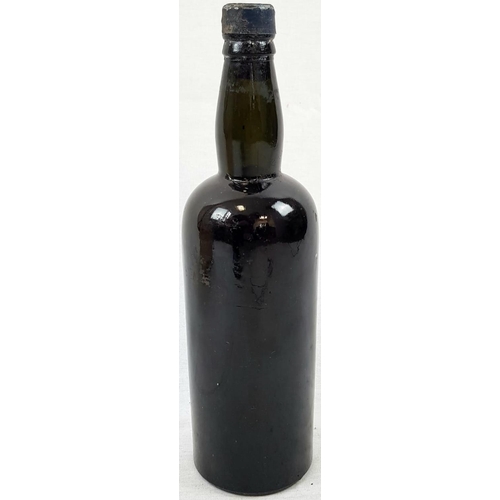 2 - A Rare Bottle of Gonzalez 1931 Vintage Roriz Port. 
Bottled in 1933 and shipped by Gonzalez Byass an... 