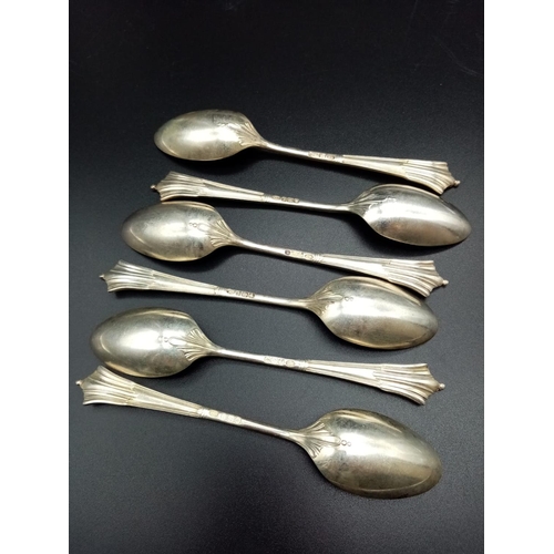 721 - Six Vintage  Silver Spoons.
132g total weight.