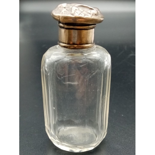 993 - Antique Victorian Scent Bottle with Silver Collar.
silver collar -8.28g. 9cm tall