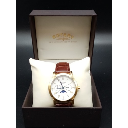 254 - Rotary gents watch with white face and leather strap, in original box