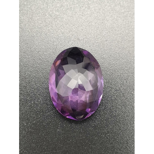 329 - 9.65 Cts Natural Amethyst. in Oval Mix shape. 18 x 13 x 7mm. Come with GLI Certificated