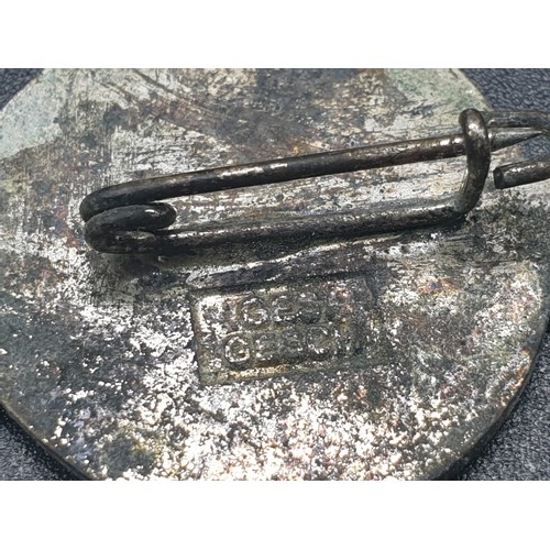 344 - Kriegsmarine U-Boat Cap Badge. Marked Gesch on the rear.