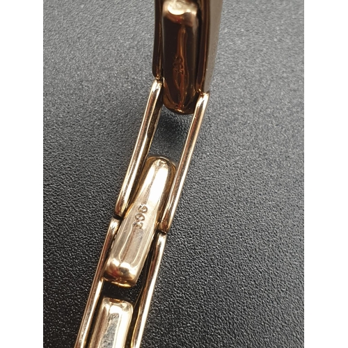 39 - Vintage, possibly Antique 9k Yellow Gold Ladies Watch.
Expandable strap. Gold Dial. As Found. 18g