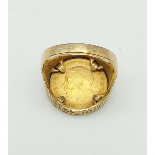 133 - A 22K 1914 Half Sovereign in a 9K Yellow Gold Ring.
Size Z. 10.64g total weight.