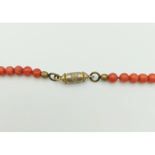 200 - A Vintage Graduated Red Coral Bead Necklace.
44cm.