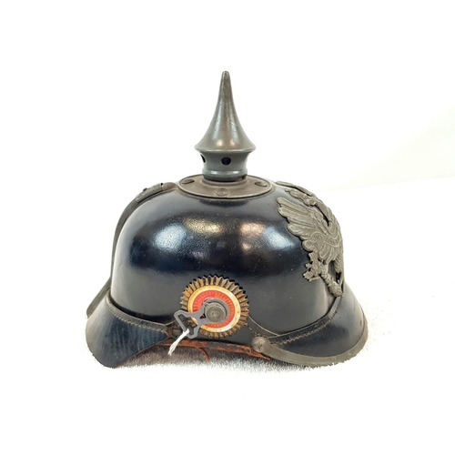 108 - Imperial German 1915 Model Enlisted Mans Pickelhaube Spiked Helmet. The chin strap is missing. Lots ... 