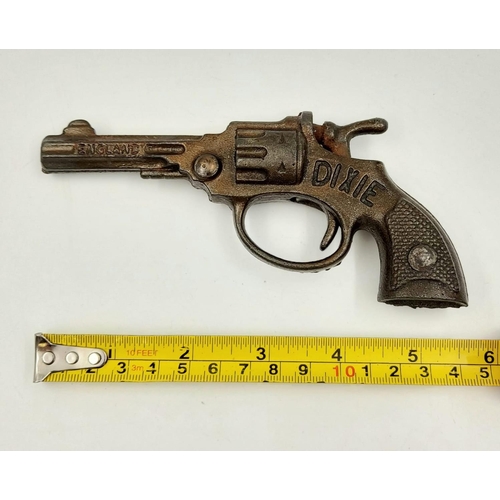 324 - Rare Vintage 1920’s Cast Iron English Made ‘Dixie’ Model Reproduction Cap Revolver Working Action. 1... 