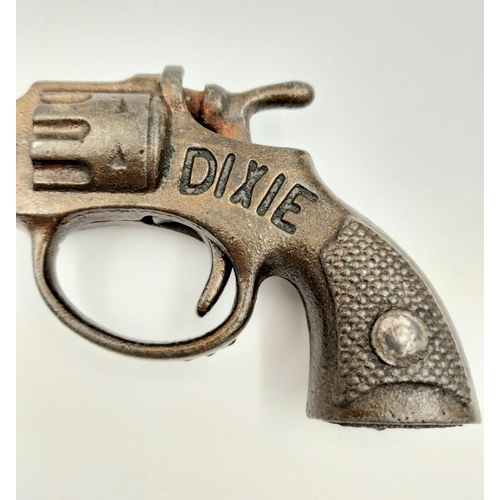 324 - Rare Vintage 1920’s Cast Iron English Made ‘Dixie’ Model Reproduction Cap Revolver Working Action. 1... 