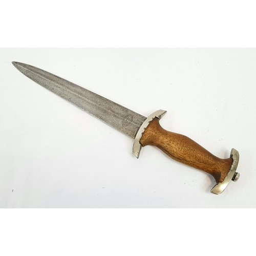 58 - Early 3 rd Reich SA Dagger. Attractive Blonde Wooden Handle. Maker Ernst Bruckmann, Solingen. Alas n... 