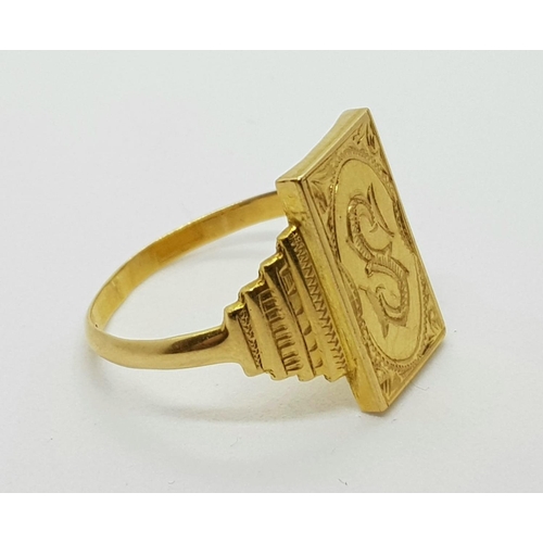 44 - Vintage 18k yellow gold ring with initial S, weighs 3.8 grams, ring size V 1/2.