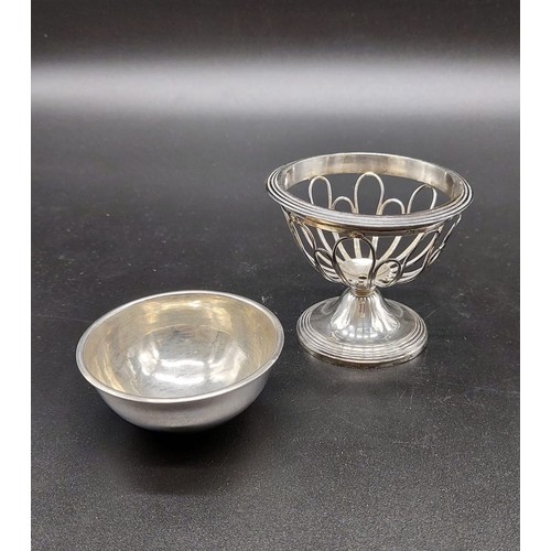 377 - A Pair of Early Solid Silver Suet Dishes with Portuguese 
Hallmarks. 6.5cm tall by 7cm diameter. 217... 