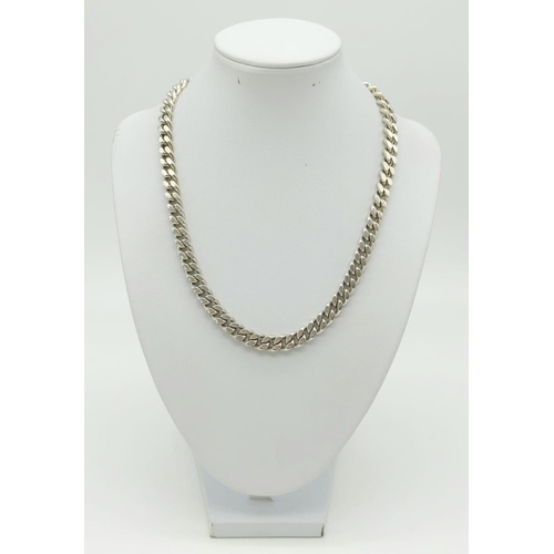 374 - A Heavy Silver Curb-Link Necklace. 45cm. 89g