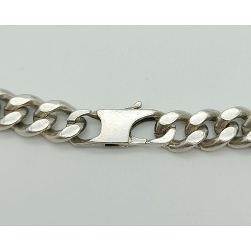 374 - A Heavy Silver Curb-Link Necklace. 45cm. 89g