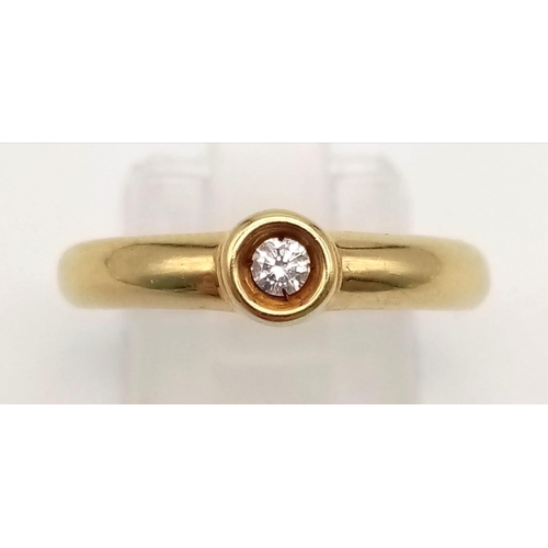 739 - A 14K Yellow Gold Diamond Solitaire Ring. Size R.
2.45g