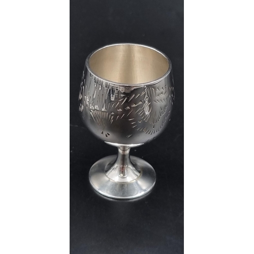 731 - A SET OF 6 SILVER PLATED GOBLETS IN A SATIN LINED VELVET PRESENTATION BOX. EACH GOBLET BEING 6cms IN... 