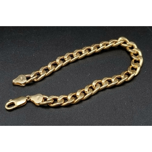 25 - 9k yellow gold curb bracelet, approx. 21 cm in length, total weight 12 grams