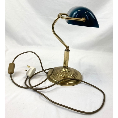 484 - A 1950'S RETRO DESK LAMP. 35cms tall  18cms base diameter.