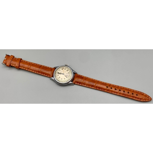 462 - A Vintage Rare Oris Mechanical Calendar Watch. Leather strap. Case - 32mm. Sub second dial. In worki... 