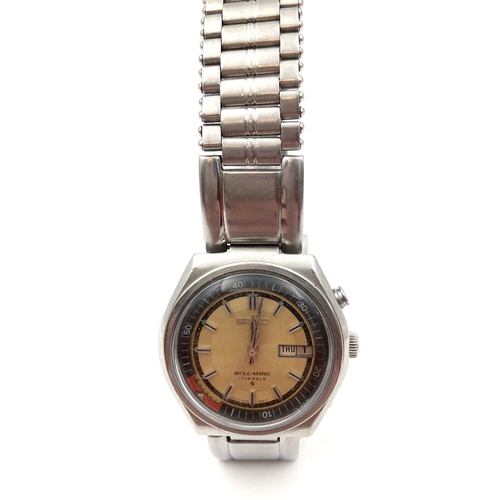 124 - A Wonderful Vintage Seiko Bell-Matic Gents Alarm Watch. Stainless steel strap and case - 42mm. Two-t... 