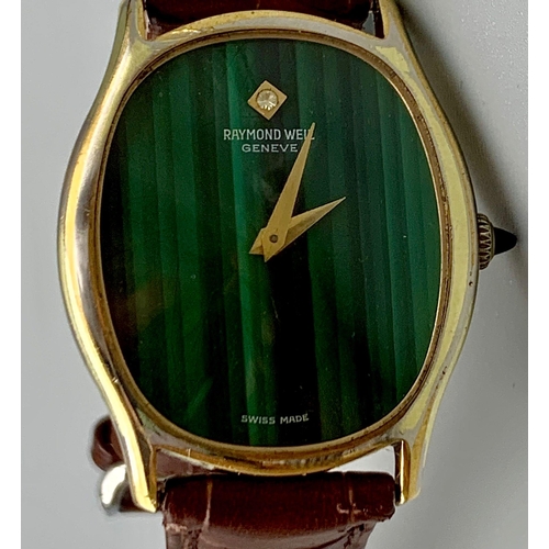 536 - A Vintage Raymond Weil Oval Unisex Watch. Leather strap. Two tone case - 32mm. Multi-green coloured ... 