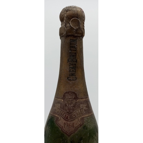 86 - A Glorious Bottle of Vintage 1964 Krug French Champagne. A rare release from one of the Champagne ar... 