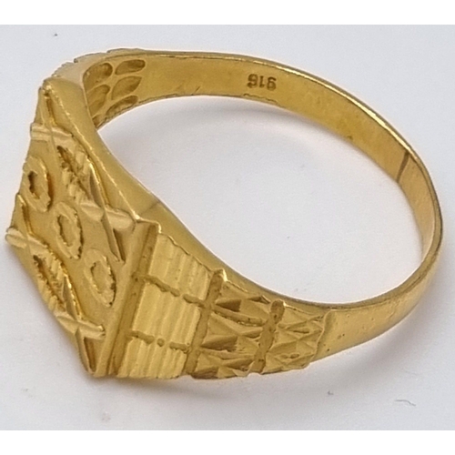 138 - Two 22K Yellow Gold Signet Rings. Size Q and Size T.
8.5g total weight.