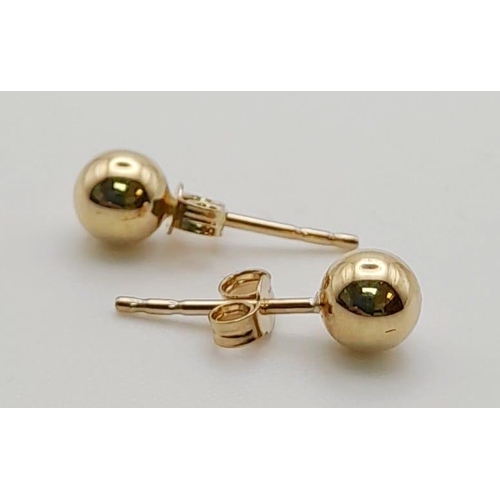 524 - A Pair of 9K Yellow Gold Ball Stud Earrings. As new, unworn. 0.4g