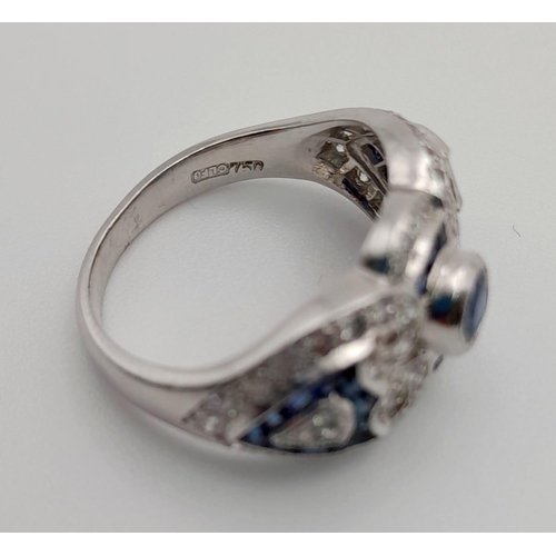 39 - An Art Deco, 18 K white gold (hallmarked) sapphire and diamonds ring. Excellent condition. Ring size... 