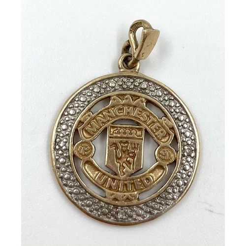 308 - 9K Yellow Gold Manchester United Emblem Pendant 3.6g