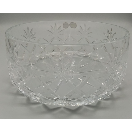 597 - A BOHEMIA WINDSOR FINE CUT LEAD CRYSTAL FRUIT BOWL IN SATIN LINED PRESENTATION BOX. 9 cms tall and 1... 