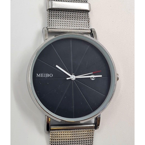 439 - Very Good Condition Full Working Order Men’s Meibo Quartz Date Watch on Metal 20cm Strap, New Batter... 