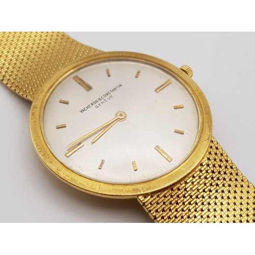 54 - A gents, Vacheron & Constantin, 18 K yellow gold watch. Slim body, with 32 mm dial, white metal face... 