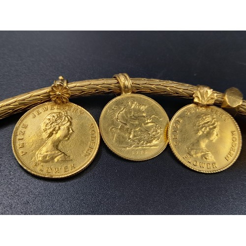 37 - A glorious 18 K yellow gold necklace, with four sovereign pendants and two double sovereign pendants... 