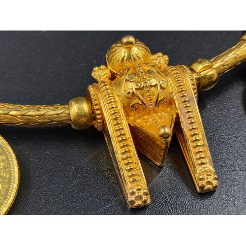 59 - An interesting lot of high carat yellow gold group of items (possibly Indian). Total weight: 117 g.