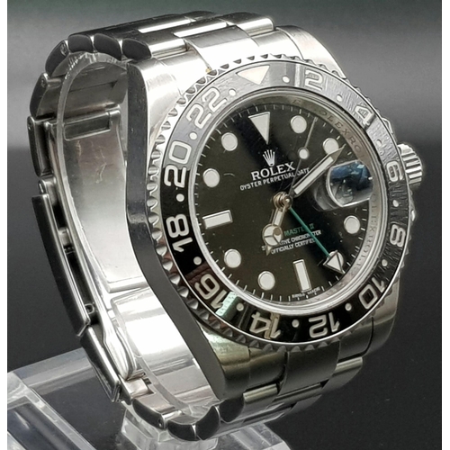 15 - A gents, ROLEX Oyster perpetual, Date, GMT Master II, watch, in very good condition and working orde... 