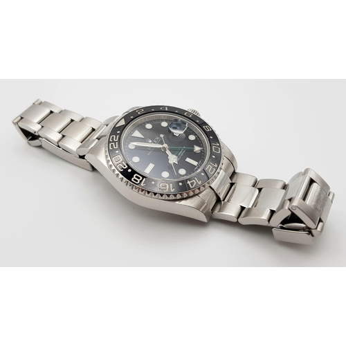 15 - A gents, ROLEX Oyster perpetual, Date, GMT Master II, watch, in very good condition and working orde... 