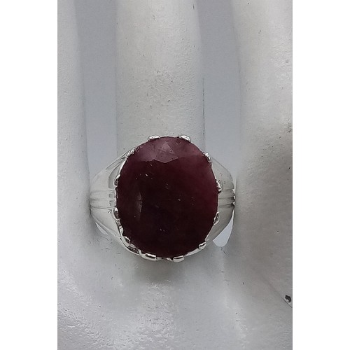 419 - 17cts Ruby Gemstone SET gents Ring in 925 Sterling Silver, SIZE T