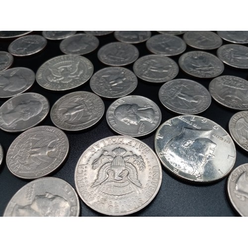 542 - A collection of 50 American Dollars, Half Dollars and Quarter Dollars all dating from the 1960’s to ... 