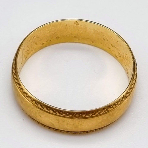 534 - A Vintage 9K Yellow Gold Band Ring. Size O. 2.87g.