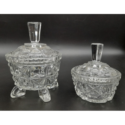 1043 - Cut glass serving tray with bon bon and sugar dishes. Tray measures 31x21cm, larger dish stands 15cm... 