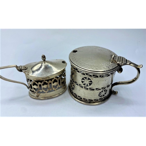 1071 - 2 silver mustard holders, bigger pot 5cm in height, weight 141g