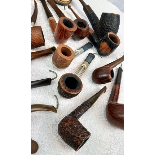 494 - A Lot of Over Twenty Vintage Pipes. A/f