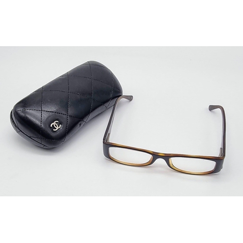 771 - CHANEL eye glasses in style 3102 - Black and brown - Neutral glasses - 50cm/16cm/135cm with original... 