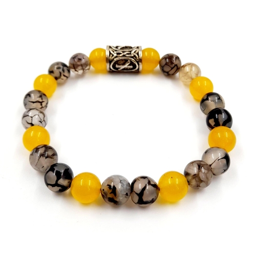 840 - A Dragon Vein Agate and Mashan Jade Bead Expandable Bracelet.