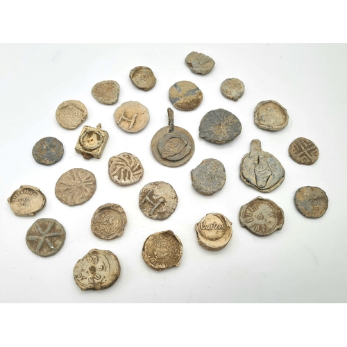 46 - A Selection of Over 20 Medieval and Early Seals. Please see photos for conditions. A/F.